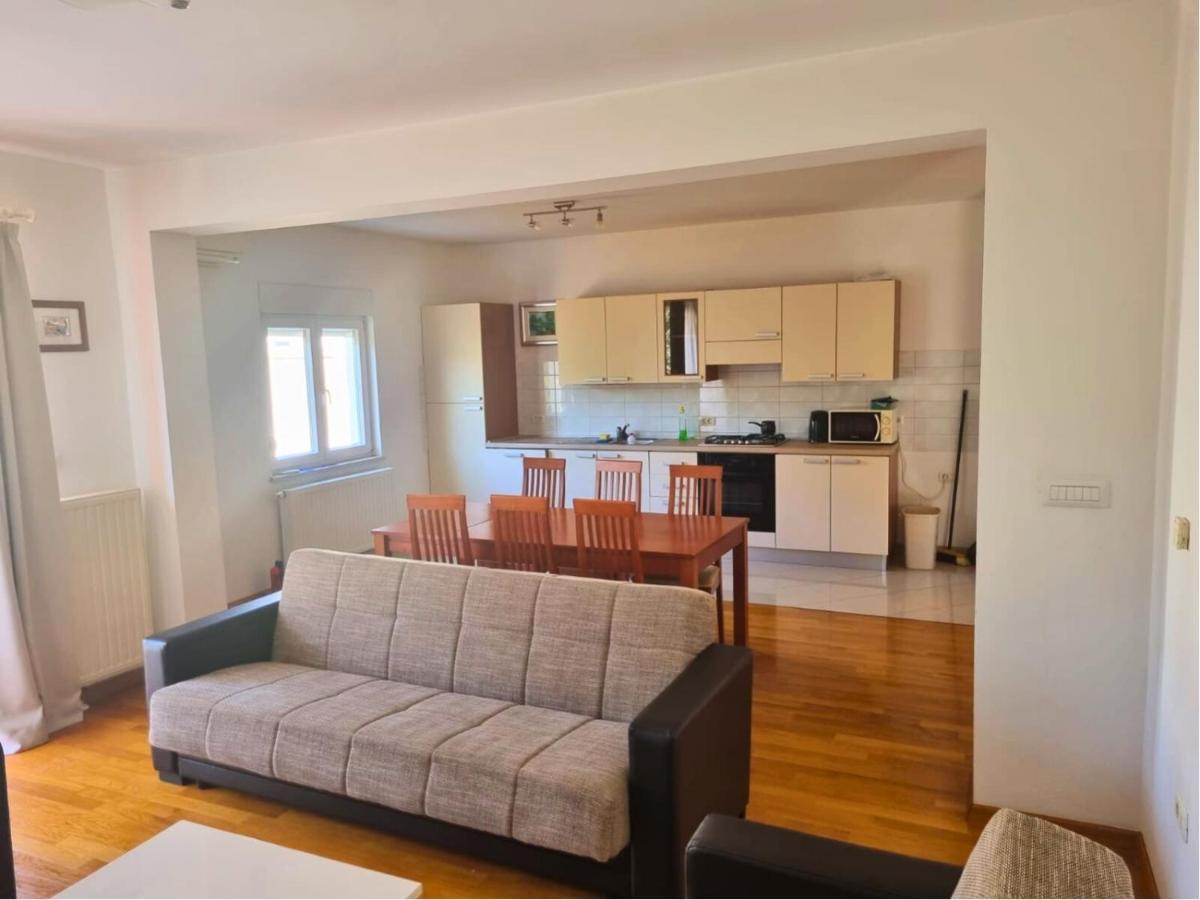 Miro Apartment Zadar Bagian luar foto