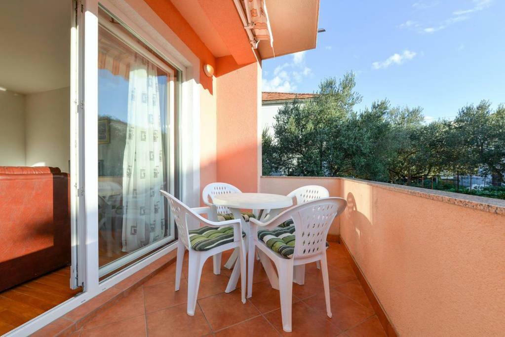 Miro Apartment Zadar Bagian luar foto